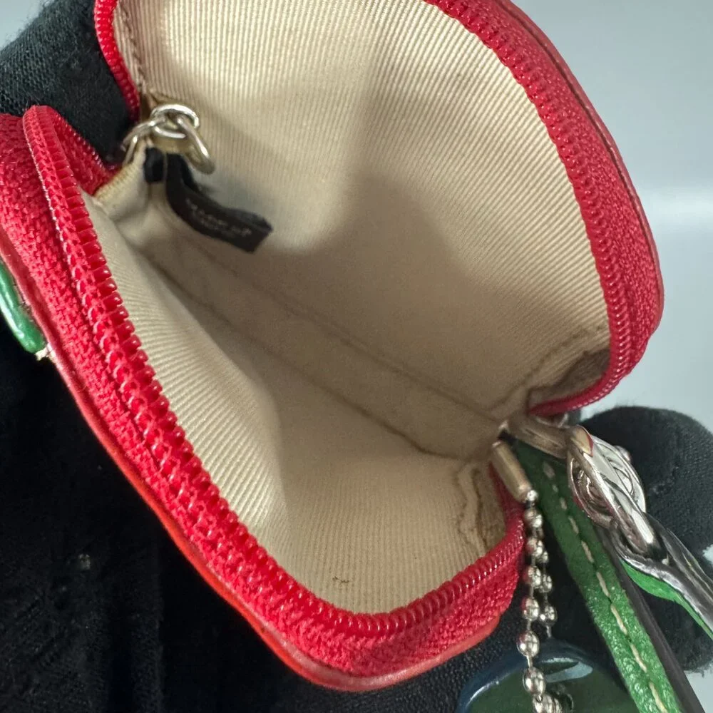 Vintage Coach Signature Red Apple Coin Purse Patent Leather Wristlet - Picture 11 of 14